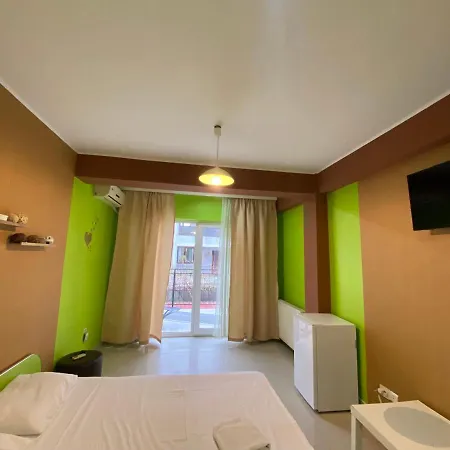 Summer Hotell